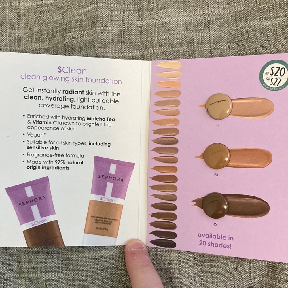 Bundle & Save
SAMPLES Sephora Clean Glowing Skin Foundation